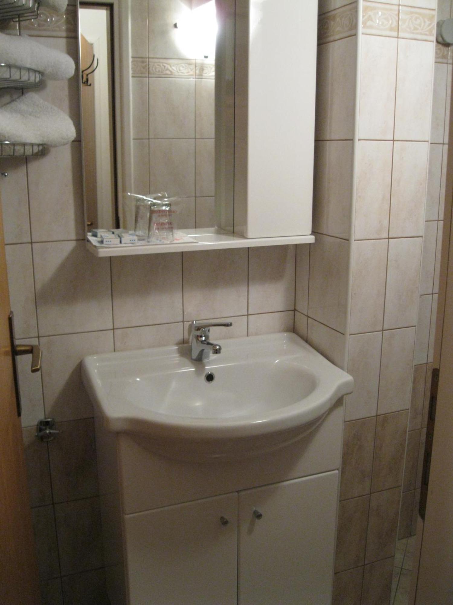 Apartments Lav Porec Bagian luar foto